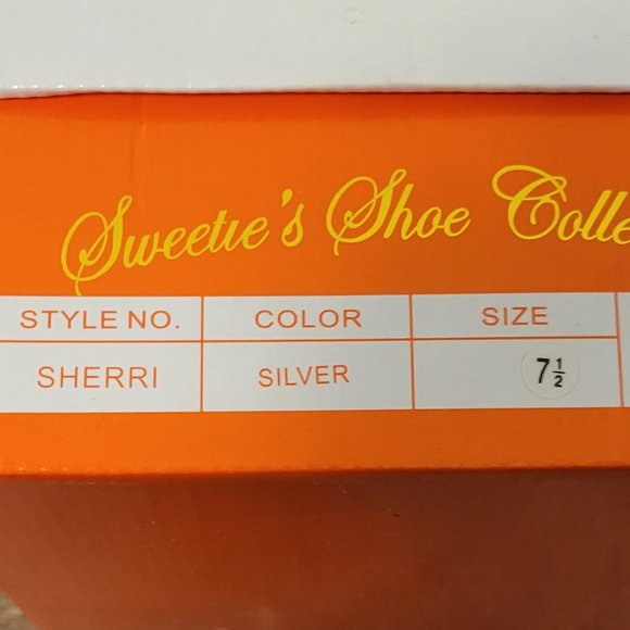 ❣️HP❣️Sweetie's Shoe Collection "Sherri" Jewel silver sequin sandal sz: 7.5 - Picture 7 of 10